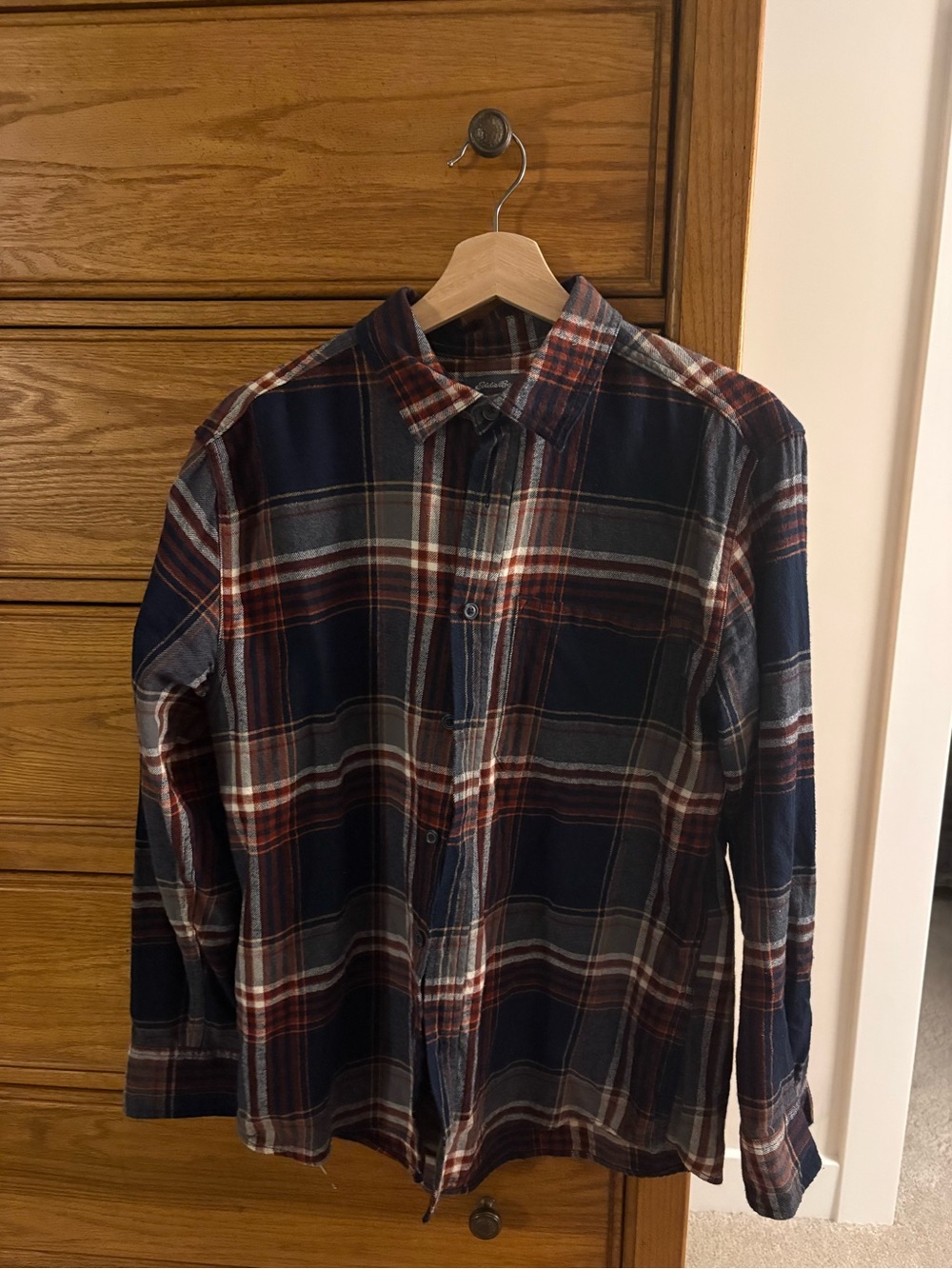 Men's Eddie Bauer Navy and Red Plaid Button-Up Shirt